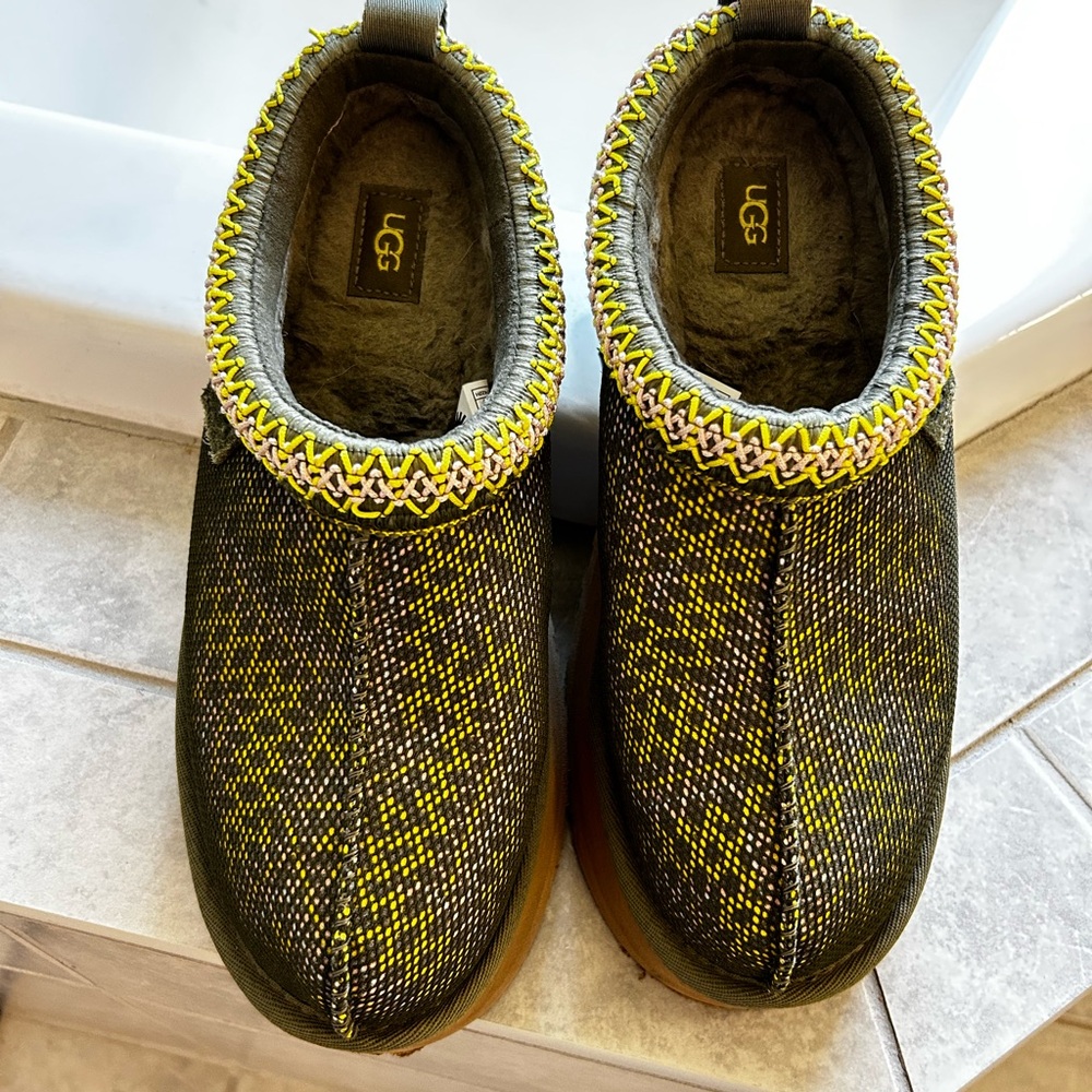 UGG Black and Yellow Knit Slip-Ons